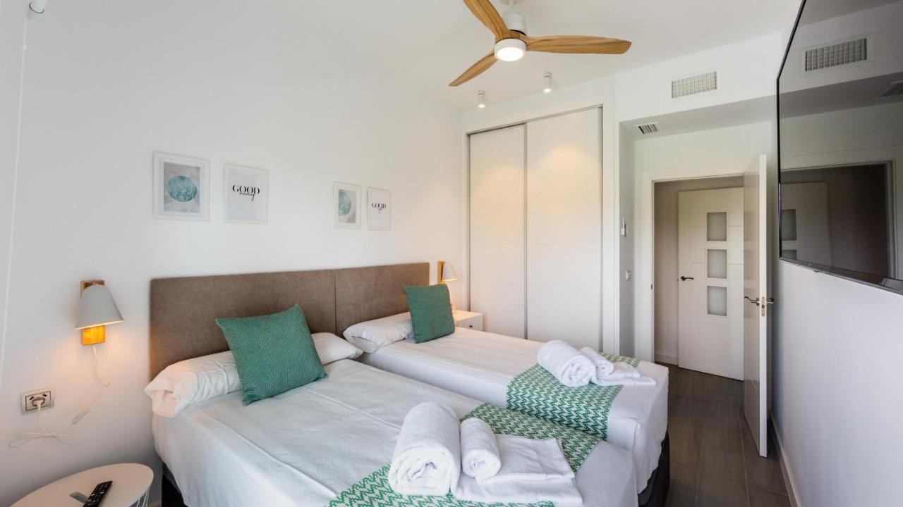 Homity Holidays - Playa Granada - Marina Golf Motril Buitenkant foto