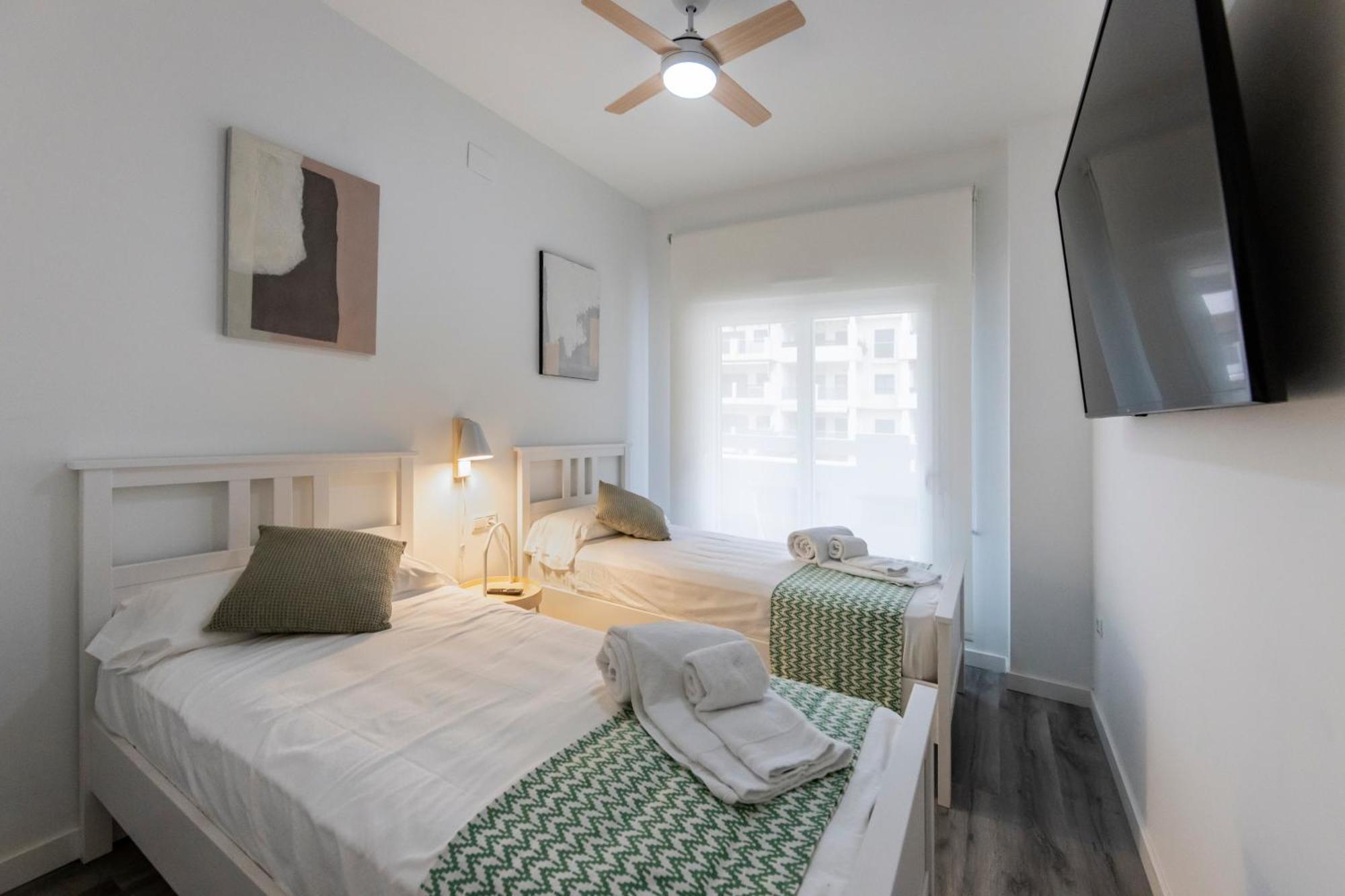 Homity Holidays - Playa Granada - Marina Golf Motril Buitenkant foto